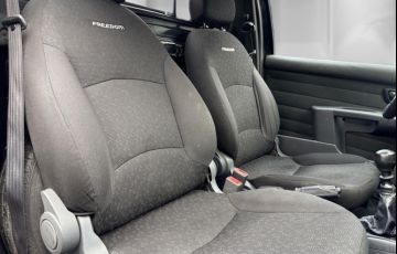 Fiat Strada 1.4 MPi Freedom CS 8v - Foto #9