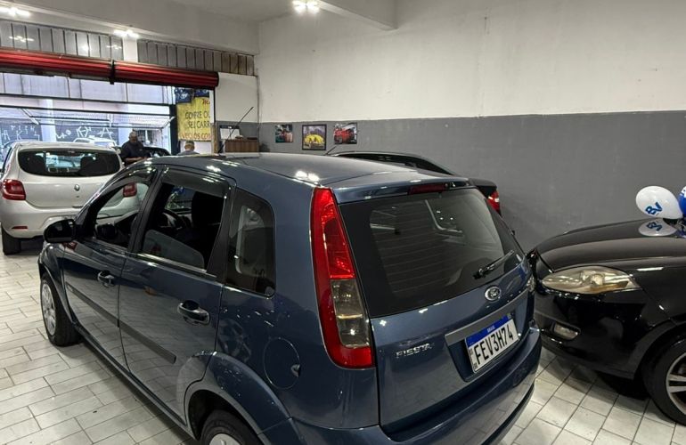 Ford Fiesta Hatch Rocam 1.0 (Flex) - Foto #4
