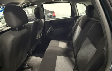Ford Fiesta Hatch Rocam 1.0 (Flex) - Foto #7