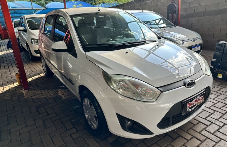 Ford Fiesta Hatch 1.6 (Flex) - Foto #2