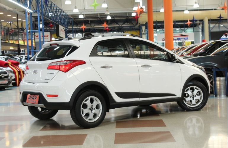 Hyundai Hb20x 1.6 16V Premium - Foto #2