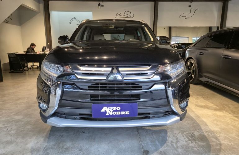 Mitsubishi Outlander 3.0 Gt 4x4 V6 24v - Foto #2