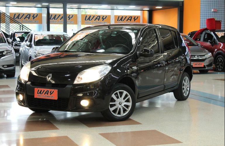 Renault Sandero 1.0 Expression 16v - Foto #1