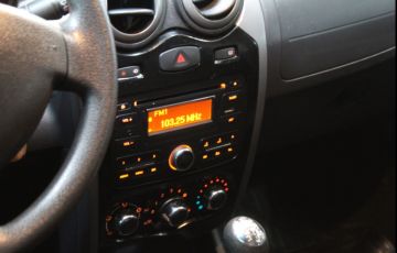 Renault Sandero 1.0 Expression 16v - Foto #9
