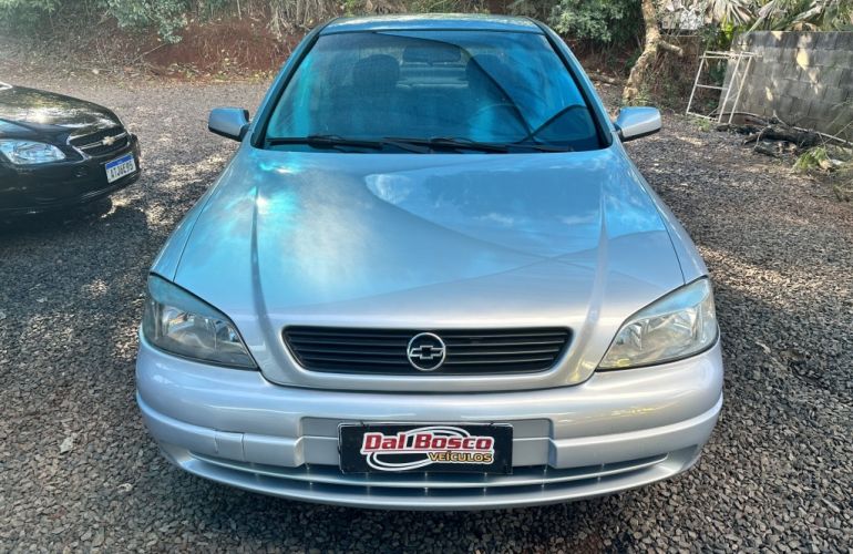Chevrolet Astra Sedan GL 1.8 MPFi - Foto #2