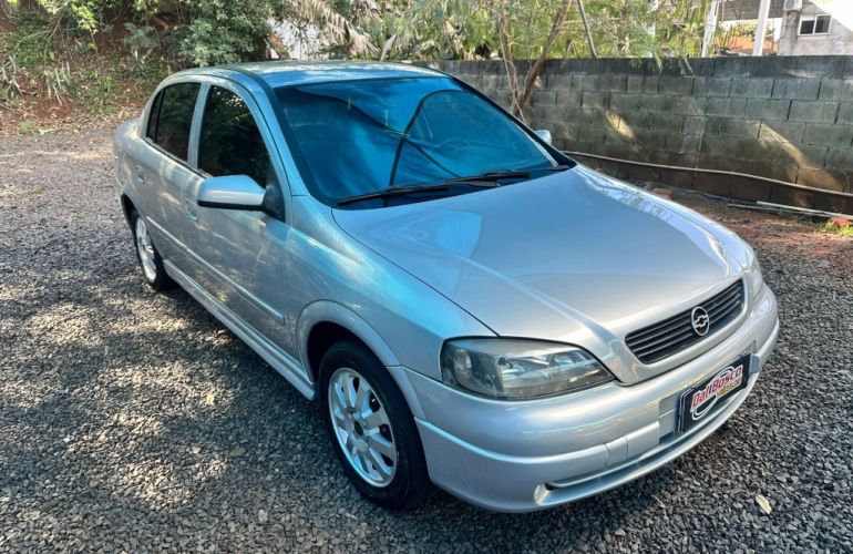 Chevrolet Astra Sedan GL 1.8 MPFi - Foto #3