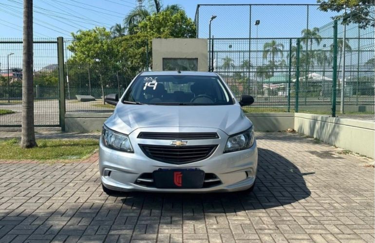 Chevrolet Onix 1.0 MPFi Joy 8V Flex 4p Manual - Foto #2