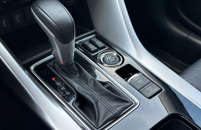 Mitsubishi Eclipse Cross 1.5 Mivec Turbo Hpe-s S-awc - Foto #10