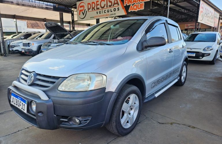 Volkswagen CrossFox 1.6 (Flex) - Foto #1