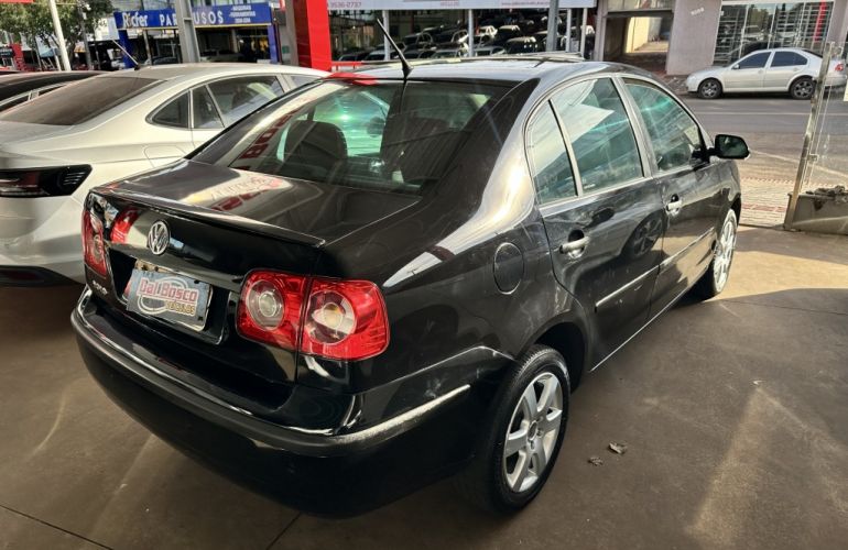 Volkswagen Polo 1.6 - Foto #4