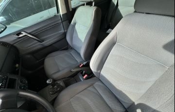 Volkswagen Polo 1.6 - Foto #7