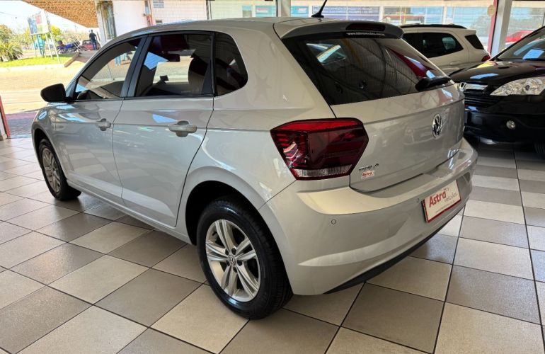 Volkswagen Polo 1.6 MSI (Flex) - Foto #9
