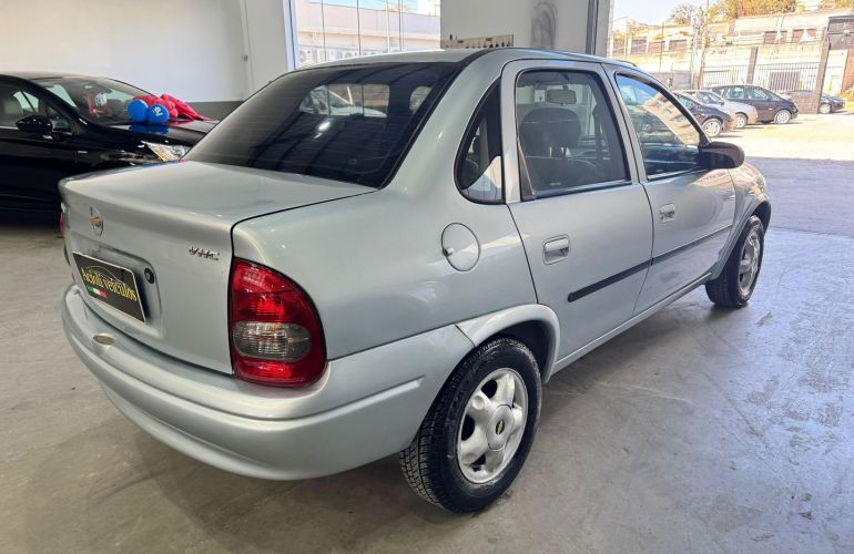 Chevrolet Classic 1.0 MPFi Spirit 8V Flex 4p Manual - Foto #6