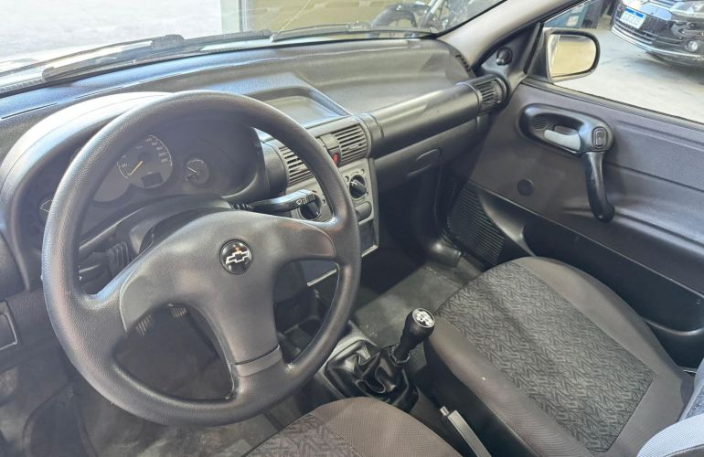 Chevrolet Classic 1.0 MPFi Spirit 8V Flex 4p Manual - Foto #8