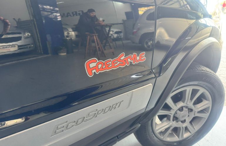 Ford Ecosport XLT Freestyle 1.6 (Flex) - Foto #9