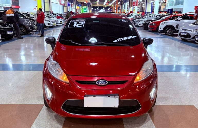 Ford Fiesta 1.6 SE Hatch 16v - Foto #6