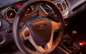 Ford Fiesta 1.6 SE Hatch 16v - Foto #10