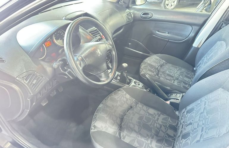 Peugeot 207 1.4 Xr 8V Flex 4p Manual - Foto #10