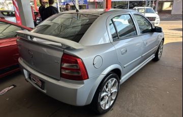 Chevrolet Astra Hatch Advantage 2.0 (Flex) - Foto #6