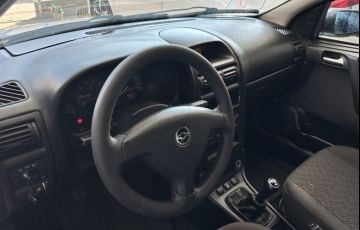 Chevrolet Astra Hatch Advantage 2.0 (Flex) - Foto #8
