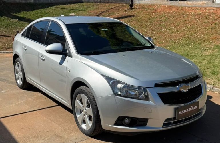 Chevrolet Cruze 1.8 LT 16v - Foto #3