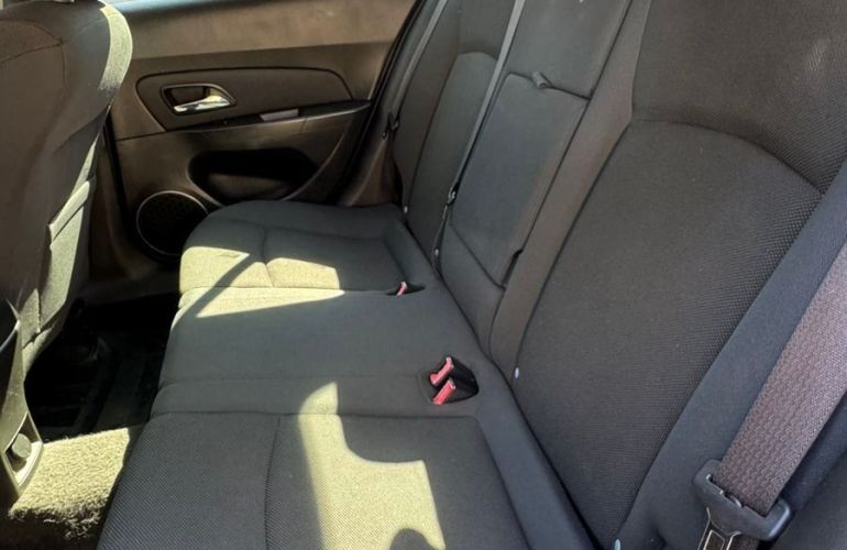 Chevrolet Cruze 1.8 LT 16v - Foto #9