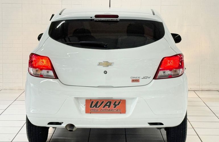 Chevrolet Onix 1.0 MPFi LT 8v - Foto #5