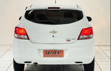 Chevrolet Onix 1.0 MPFi LT 8v - Foto #5