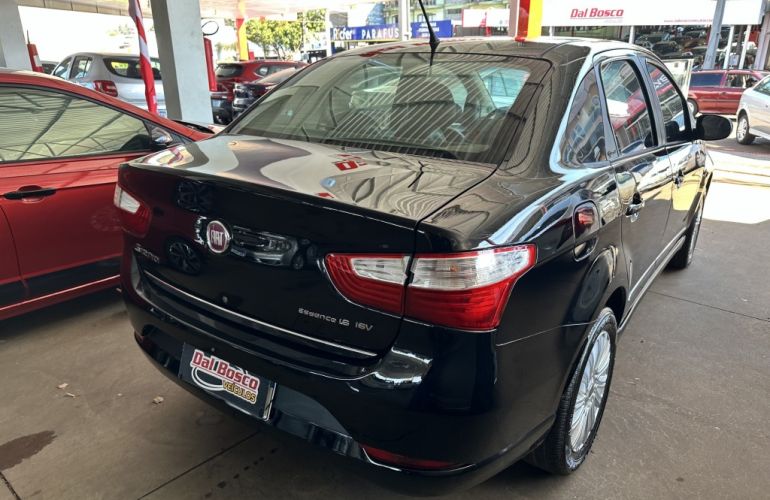 Fiat Grand Siena Essence 1.6 16V (Flex) - Foto #6