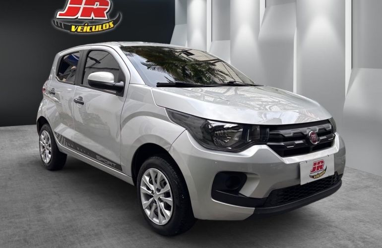 Fiat Mobi 1.0 8V Evo Like - Foto #1