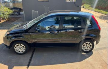 Ford Fiesta 1.6 MPi Class Hatch 8v - Foto #5