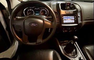 Ford Ranger 2.2 TD 4WD XL CD - Foto #2