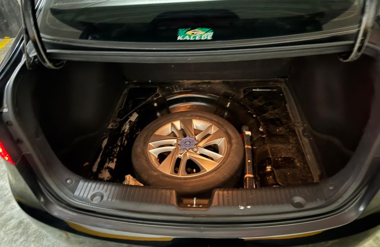 Hyundai HB20S 1.6 Premium (Aut) - Foto #3