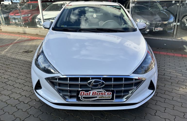 Hyundai HB20S 1.6 Vision (Aut) - Foto #2