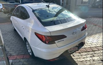 Hyundai HB20S 1.6 Vision (Aut) - Foto #4