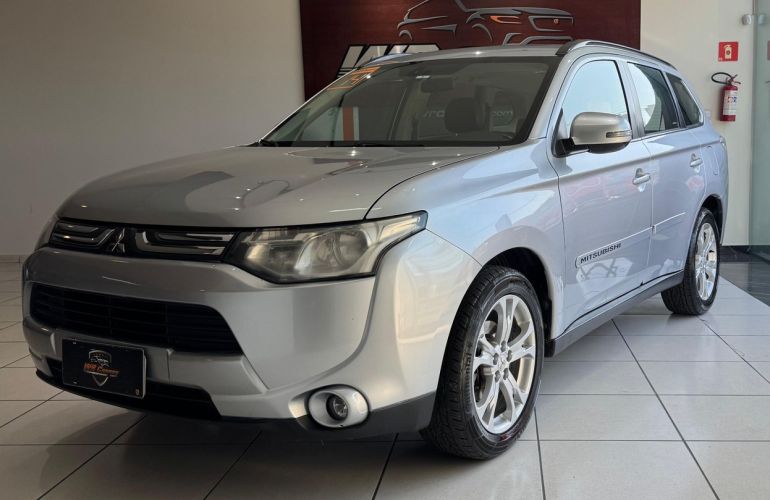Mitsubishi Outlander 2.0 16v - Foto #2