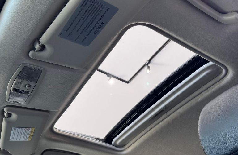 Mitsubishi Outlander 2.0 16v - Foto #10