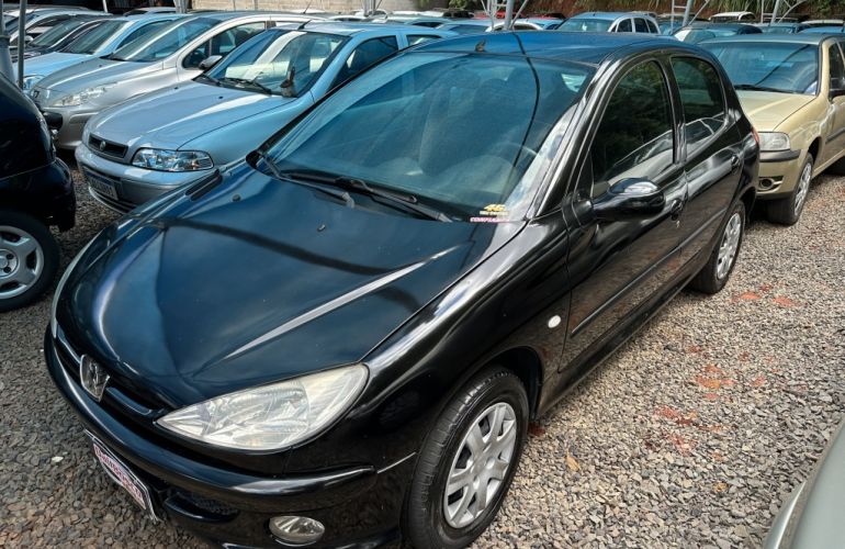 Peugeot 206 Hatch. 1.4 8V (flex) - Foto #1