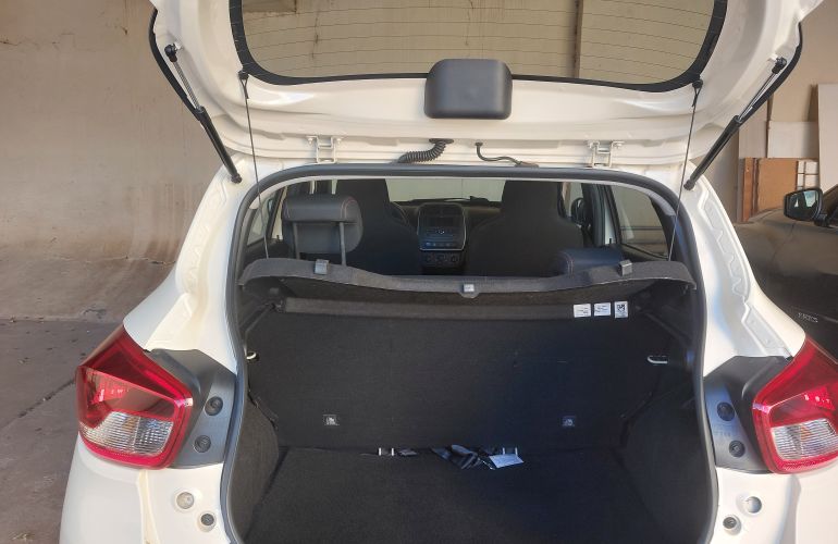 Renault Kwid Zen 1.0 12v SCe (Flex) - Foto #2