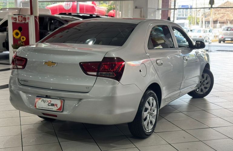 Chevrolet Cobalt 1.4 MPFi LT 8v - Foto #4