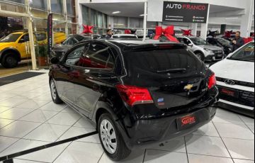 Chevrolet Onix 1.4 MPFi LT 8v - Foto #4