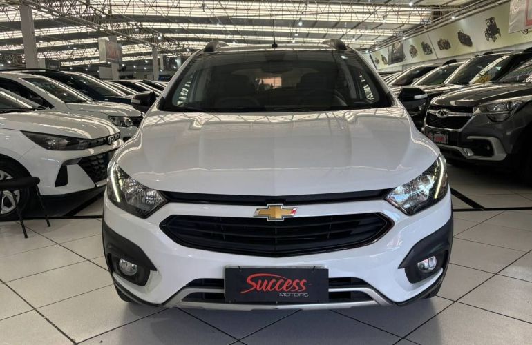 Chevrolet Onix 1.4 MPFi Activ 8v - Foto #3
