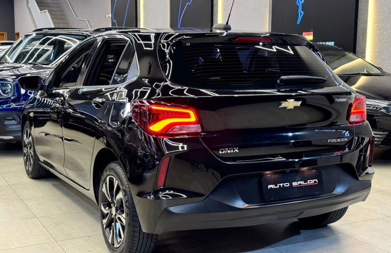 Chevrolet Onix 1.0 Turbo Premier - Foto #6