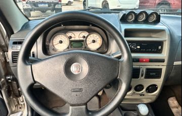 Fiat Strada Adventure Locker 1.8 8V (Flex) (Cabine Estendida) - Foto #6