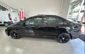 Honda Civic LXS 1.8 i-VTEC (Aut) (Flex) - Foto #9
