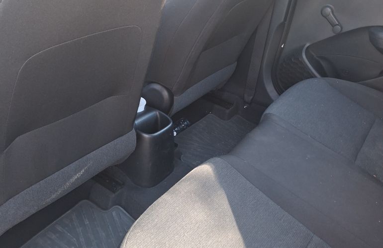 Hyundai HB20S 1.0 Comfort Plus - Foto #7