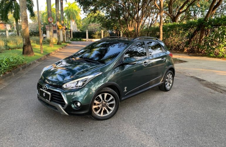 Hyundai Hb20x 1.6 16V Premium Flex 4p Automático - Foto #2