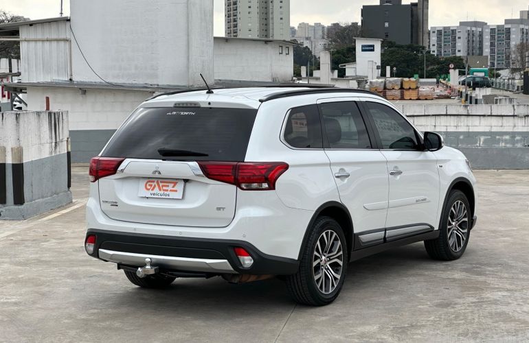 Mitsubishi Outlander 3.0 Gt 4x4 V6 24v - Foto #5