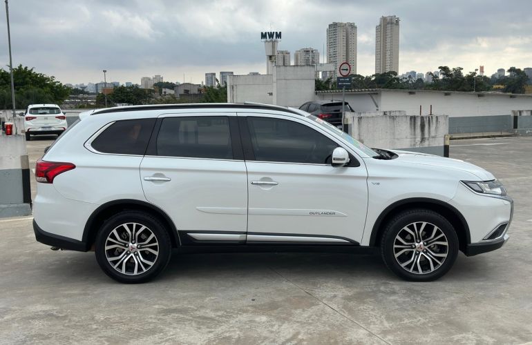 Mitsubishi Outlander 3.0 Gt 4x4 V6 24v - Foto #6