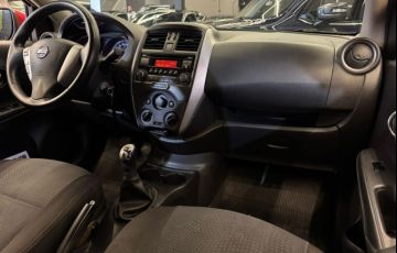 Nissan Versa 1.6 16V SV - Foto #10